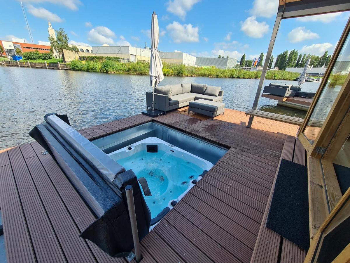 Wikkelboats @ Tramkade Den Bosch Villa Orthen ภายนอก รูปภาพ